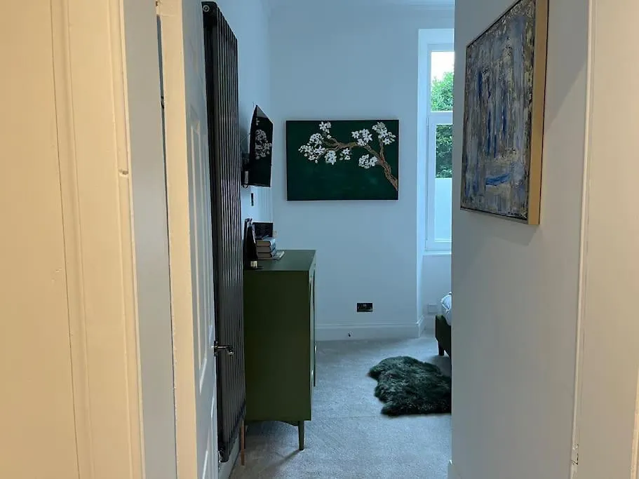 Cosy City Apartment, Free Street Parking Edinburgh