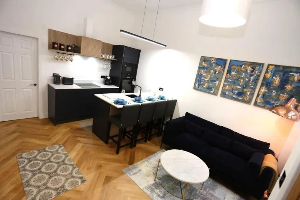 Cosy City Apartment, Free Street Parking Edinburgh 0*,