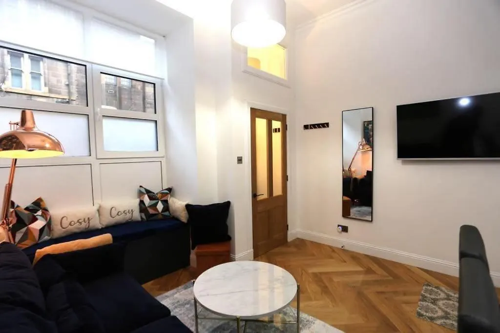 Cosy City Apartment, Free Street Parking Edinburgh