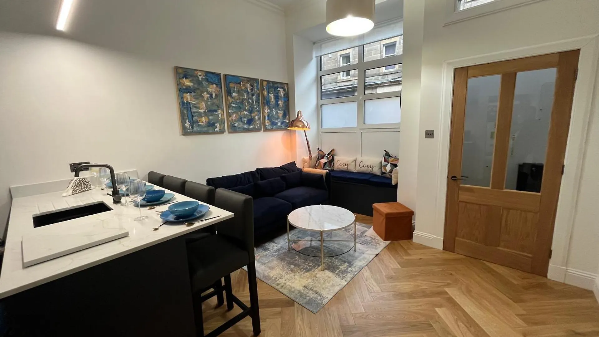 Daire Cosy City Apartment, Free Street Parking Edinburgh