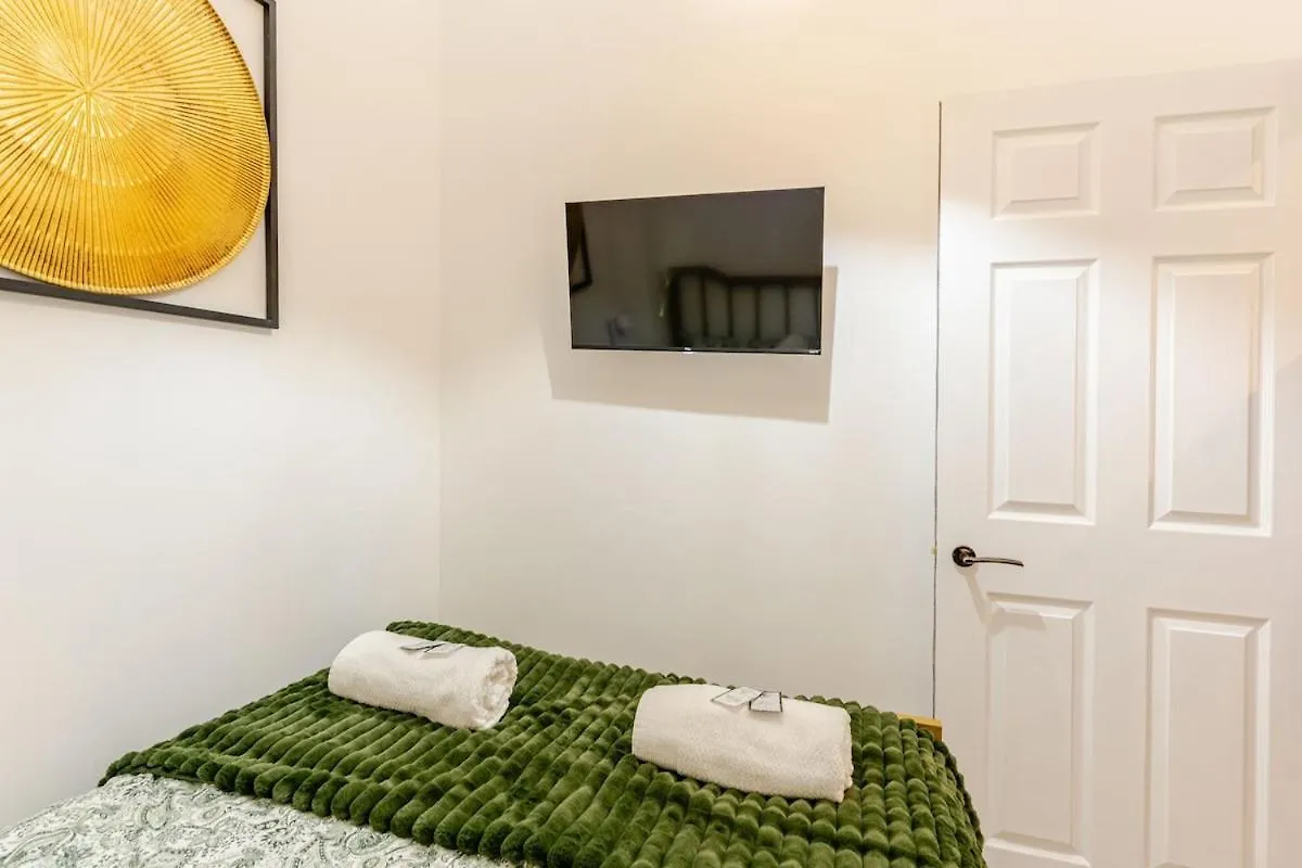 Cosy City Apartment, Free Street Parking Edinburgh 0*,