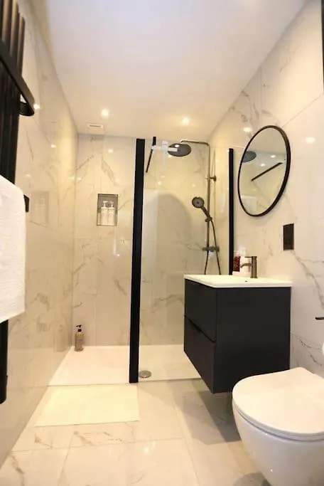 Cosy City Apartment, Free Street Parking Edynburg Apartament
