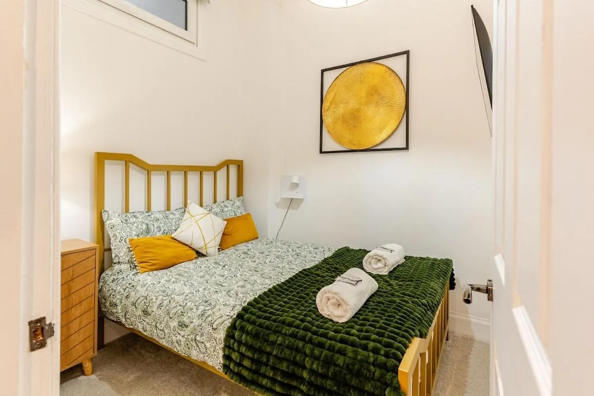 Cosy City Apartment, Free Street Parking Edynburg Apartament